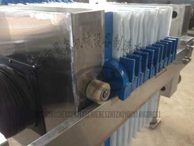 保溫廂式壓濾機(jī)